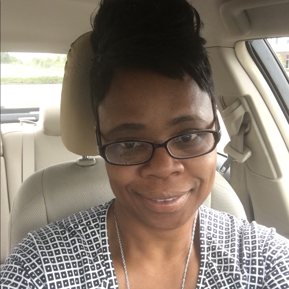 Meet your Posher, Renae